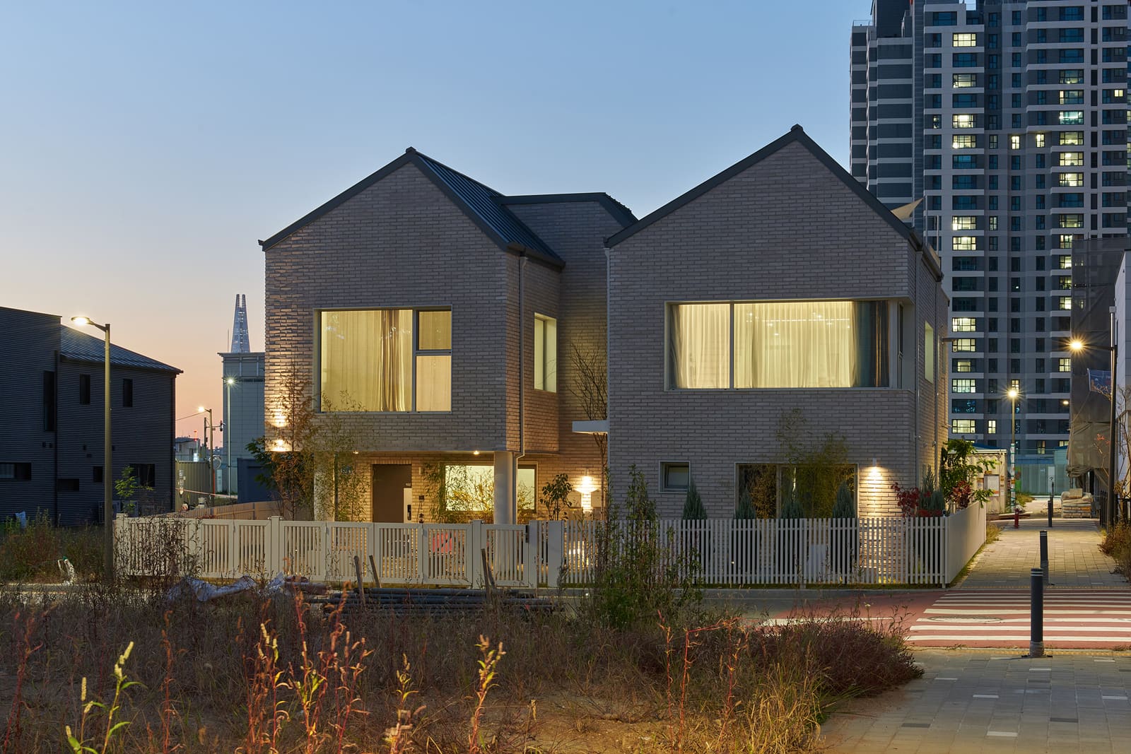Songpa Wirye Multi-household House
